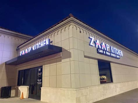 zaap kitchens  location  closing  dining room  serving takeout  delivery lake
