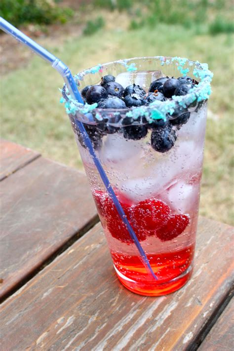 sparkler   july cocktails food boozy drinks