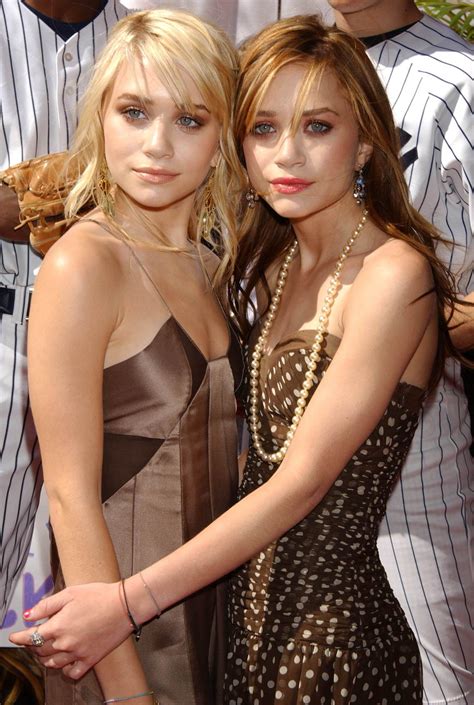 Olsen Twins Olsen Twins Mary Kate Ashley Olsen Twins Style