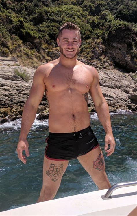 big brother austin armacost s fan backlash over chubby
