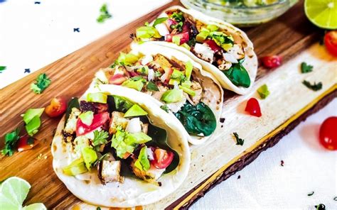 Grilled Chicken Street Tacos With Cilantro Lime Butter