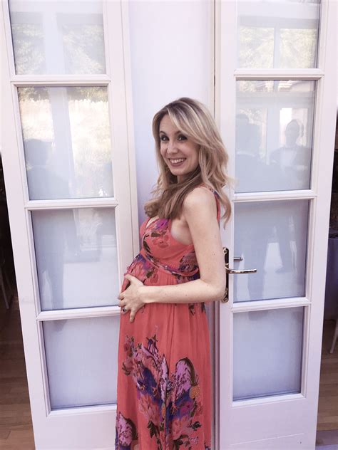 very skinny pregnant blonde are alyssa milano sucking
