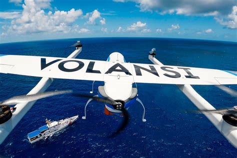 les drones autonomes de volansi reussissent le transfert dune cargaison entre deux bateaux