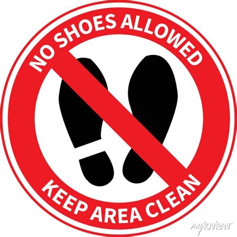 esplanade  remove  shoes  shoes allowed  vrogueco