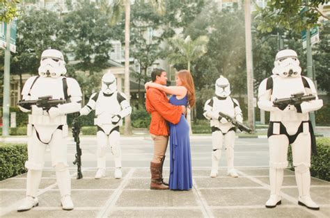 Look Engaged Couple’s Awesome Star Wars Themed Photoshoot