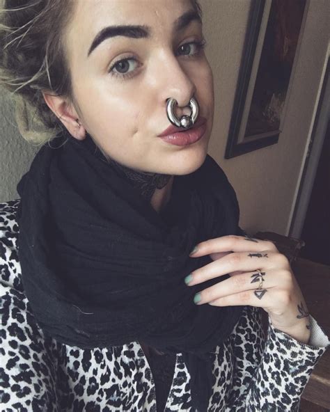 Pin By Diepszx On La Amo Piercings For Girls Cute Nose Piercings