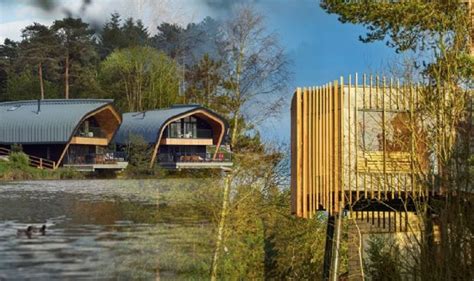center parcs issues  update  reopening   facilities remain closed travel base