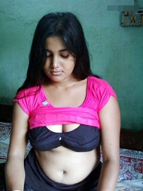 Desi Bhabhi Boobs Bra Naked Photo Bade Doodh Wali Moti