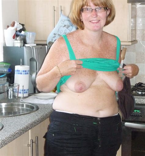 mommy tits boobs mom sucking nipple no bra without bra free porn