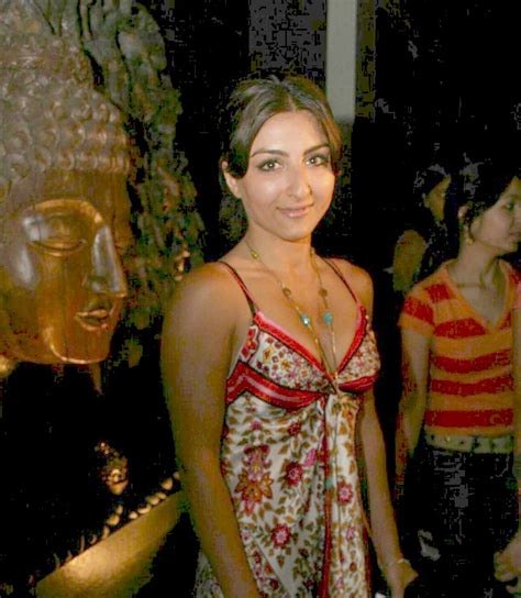 high quality bollywood celebrity pictures soha ali khan