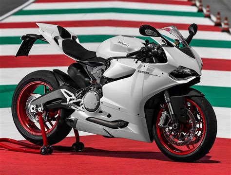 Ducati 899 Panigale 2015 Technical Specifications