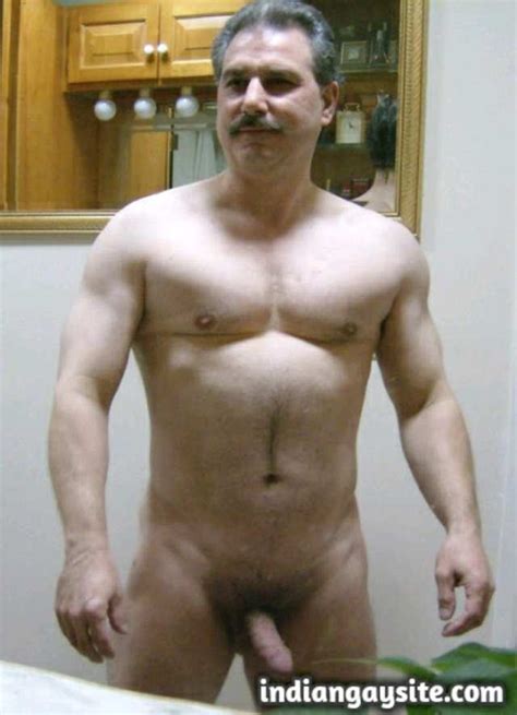 pakistani gay porn sexy paki daddy admiring his naked hunky body in the mirror indian gay site