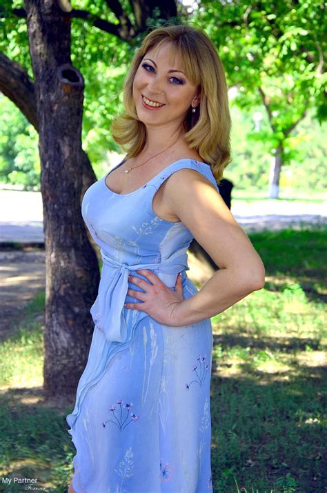 online dating with single ukrainian woman yuliya from zaporozhye ukraine