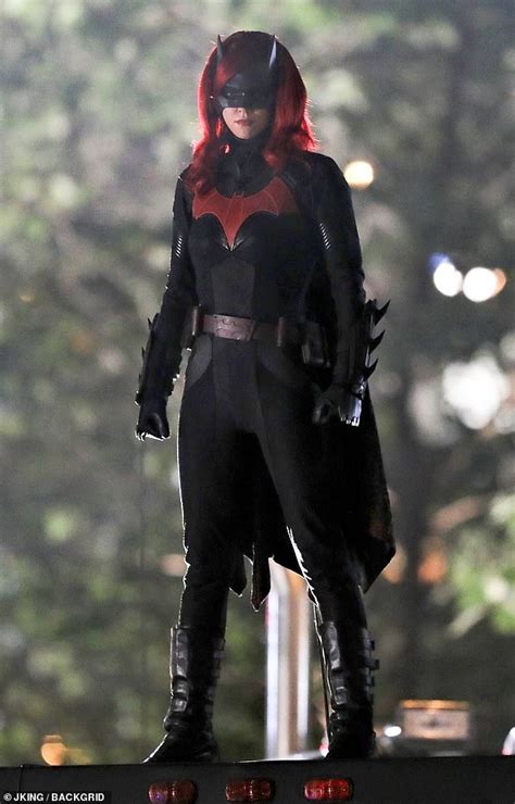 Batwoman Spoiler Ruby Rose Films New Scenes For The Cw