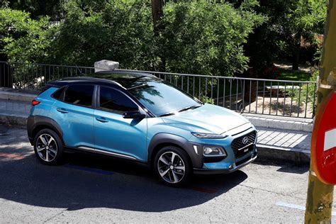 hyundai kona small suv revealed  electric version