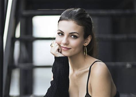 Victoria Justice Hot New Photos Images And Age Biography