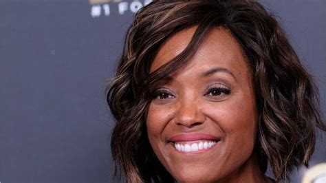 the talk rapper actress eve to take aisha tyler s seat