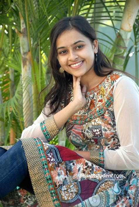pin by venkitapathy venkitapathy3132 on indian actress celebrity s in 2019 cute girl wallpaper