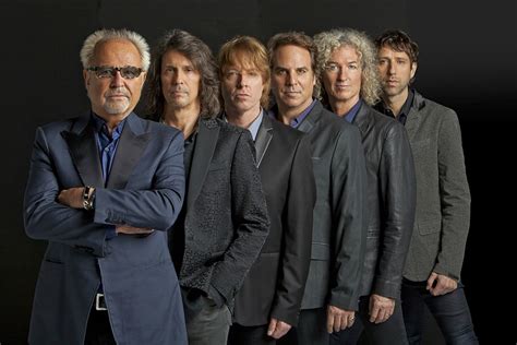foreigner  perform  hits unplugged  carnegie hall