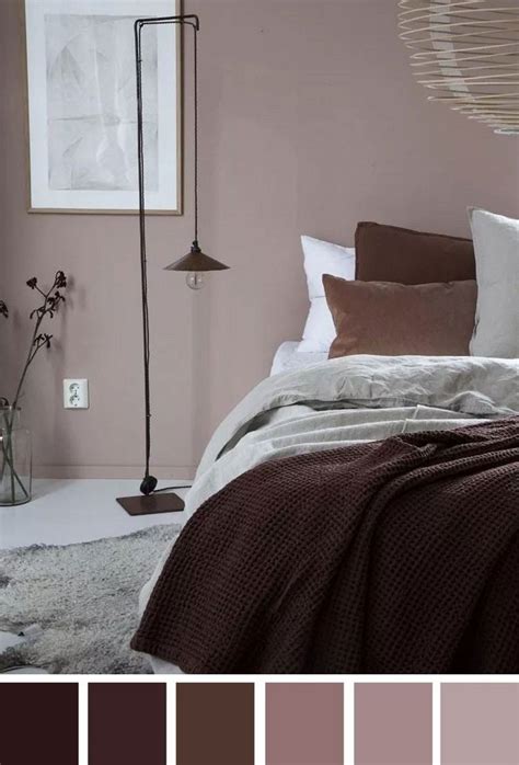schlafzimmer mit wandfarbe lila die trendnuancen mauve und flieder