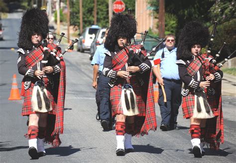 pipers piping  saturdays holiday mart lehighvalleylivecom