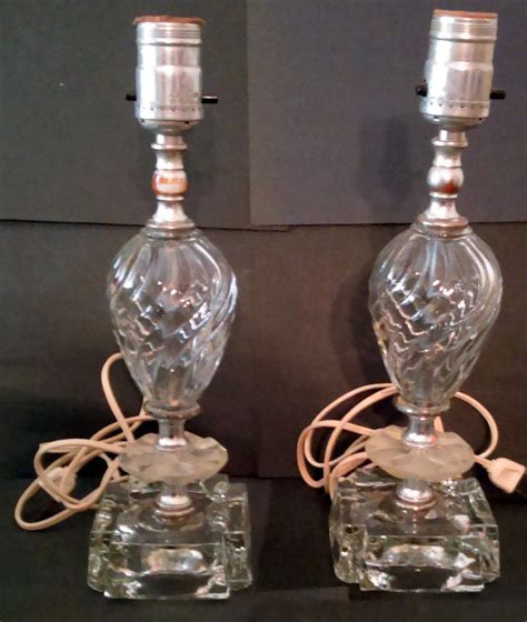Pair Of Vintage Clear Glass Electric Table Lamps By Antiquesandstuff56