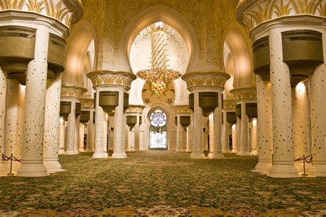 rekomendasi karpet masjid  bikin ibadah makin khusyuk