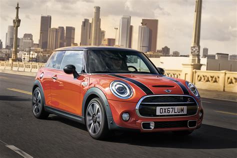 refreshed mini models  sale  march carbuyer