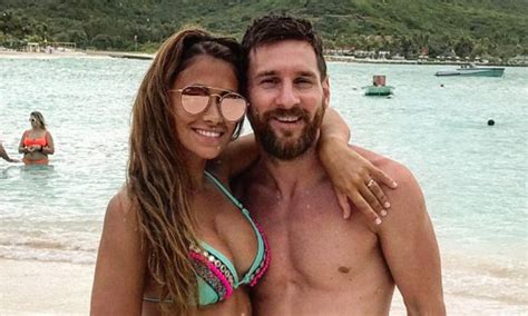 lionel messi and antonella on last few days of honeymoon daily mail