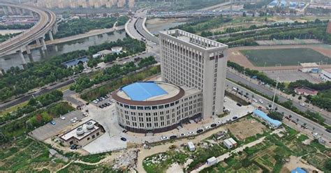this new university building looks like a giant toilet bored panda