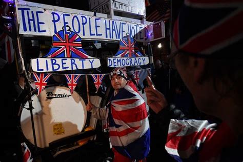 people dance   street  celebrate brexit  uk leaves european union manchester evening news