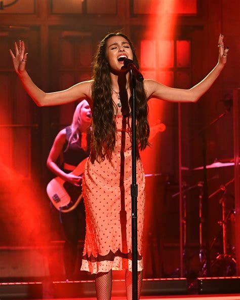 Olivia Rodrigo Makes ‘emotional’ ‘saturday Night Live’ Debut Watch