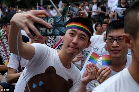 taiwan s gay marriage ruling raises hopes across asia daily mail online