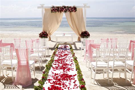 begin a life of love together at grand palladium hotels and resorts and