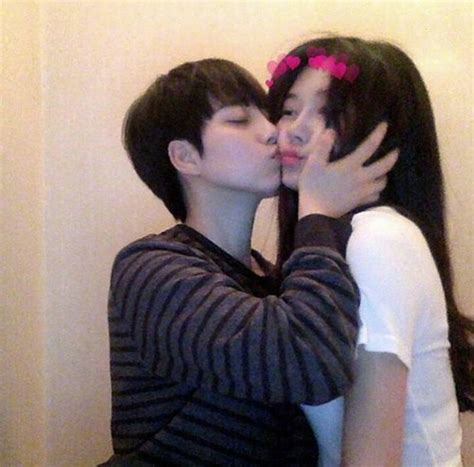 foto ulzzang korean couple kiss gaya foto