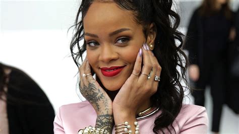 11 times rihanna was perfect without a man entertainment