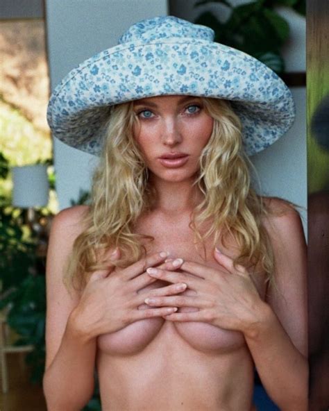 Elsa Hosk Topless 4 Month Pregnant 8 Photos The Fappening