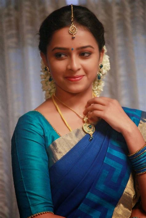 sri divya tamil actress gallery  latest  gethu cinema