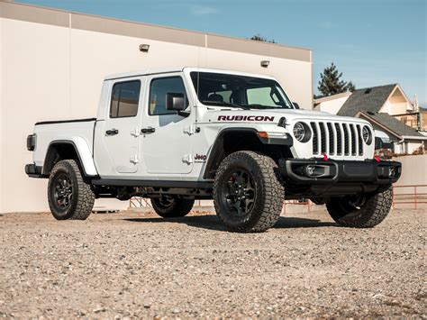 pre owned  jeep gladiator rubicon launch edition pickup  kelowna aco  august