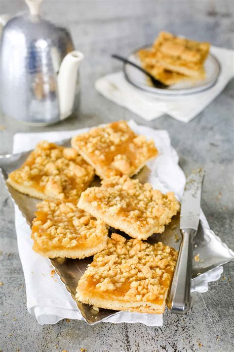 apfelmuskuchen vom blech mit streusel der beste foodio