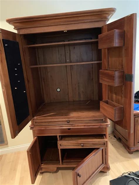 solid wood armoire saanich victoria mobile