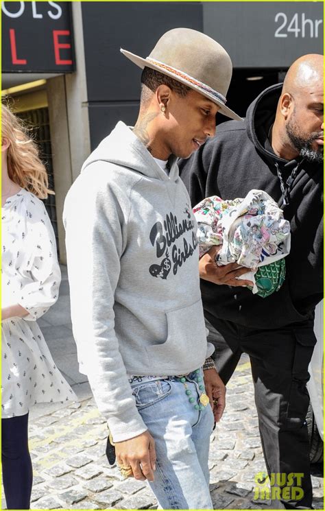 pharrell williams never thought happy would give him any sort of attention photo 3151665