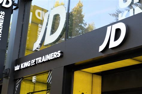 jd sports partners  laybuy  offer  buy  pay