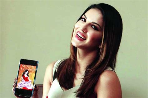 sunny leone sunny leone to share her stories on your phone every night