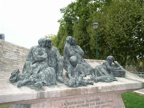 monument commemoratif de la rafle du veldhiv parizh luchshie sovety