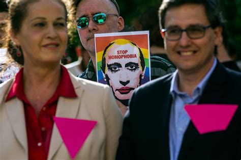 russia s gay propaganda ban violates international law top human