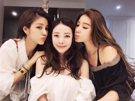 63 Year Old Mom With Her 41 40 And 36 Year Old Daughters