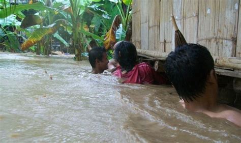 rebuild flooded burma refugee camp recovery centre globalgiving