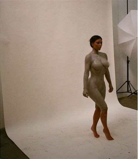 Kim Kardashian Bikini And Nude Photos From Her Vacation Scandal Planet