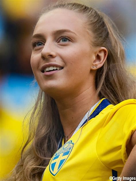 Sweden Beautiful Female Athletes Football Girls Beautiful Athletes